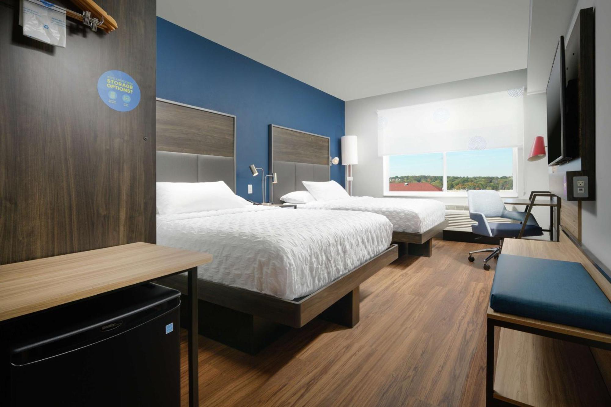 Queen Room with Two Queen Beds