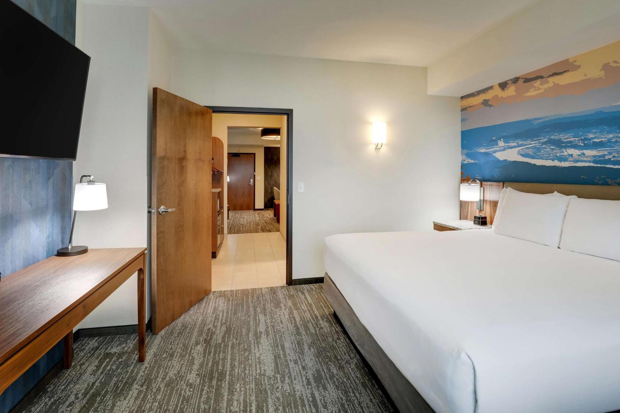 Upper Floor King Suite with Sofa Bed,1636902477:JPEG