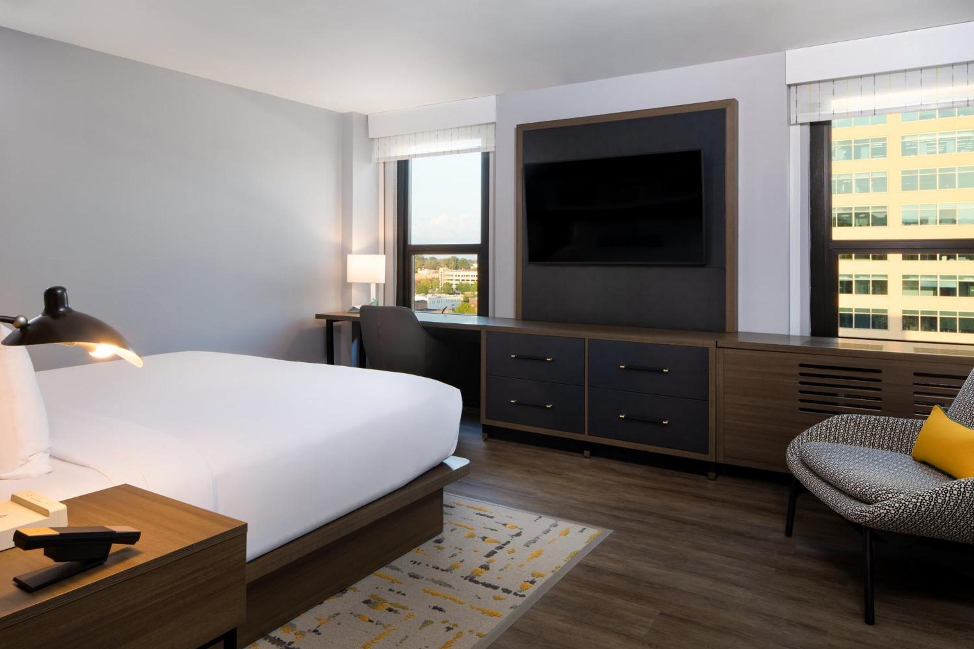 Standard King Room
