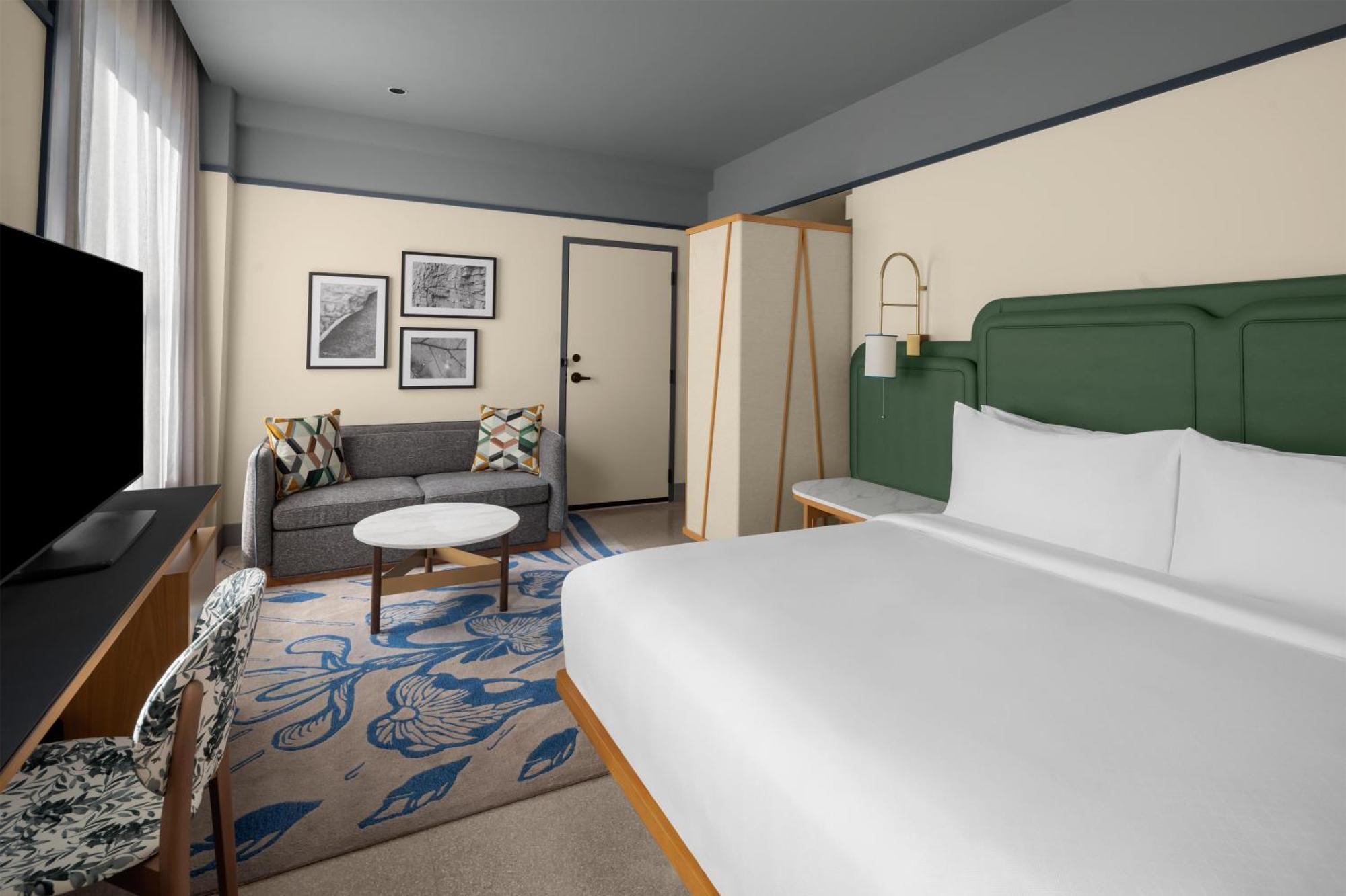 King Room Mountain View