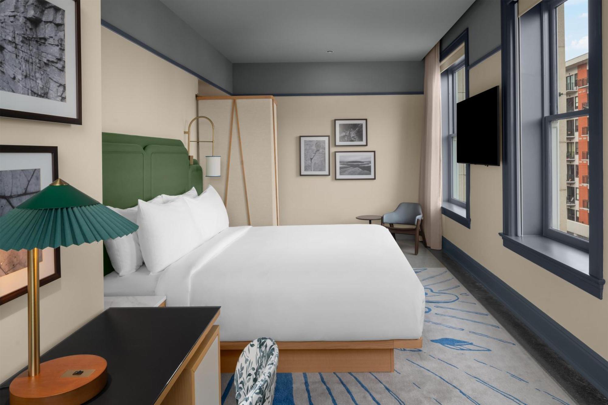 Deluxe King Room Spa Bath