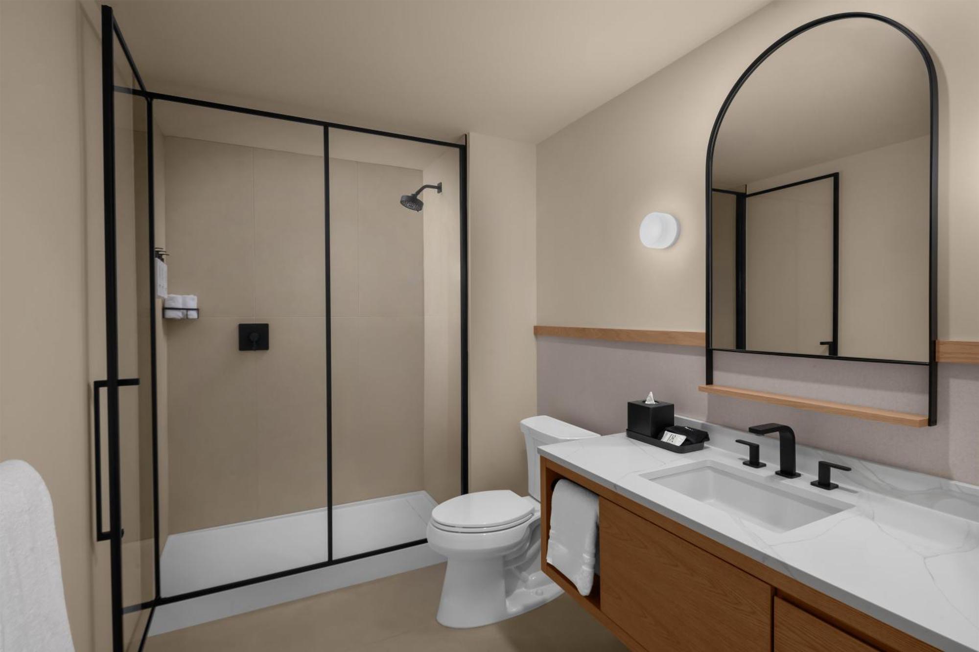 Queen Room Two Queen Beds Mountain View