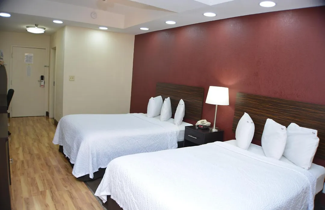 Red Roof Inn Plus+ & Suites Chattanooga - Downtown-1