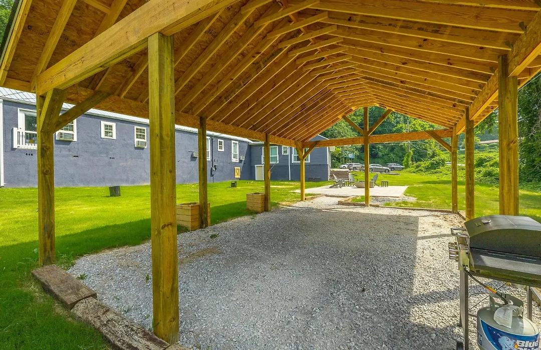 12 The Gray Room - A Pmi Scenic City Vacation Rental-1
