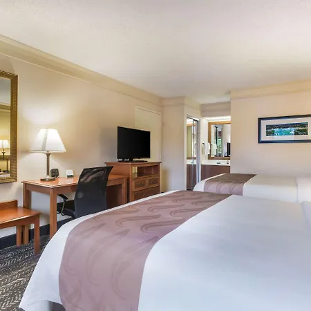Quality Inn - Hamilton Place-2