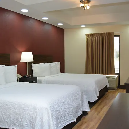 Red Roof Inn Plus+ & Suites Chattanooga - Downtown-2