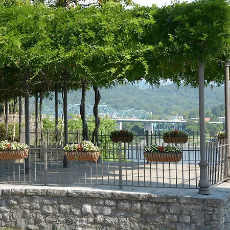 Bluff View Inn-3