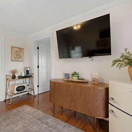 Historic Riverview Inn Suite Ten-2